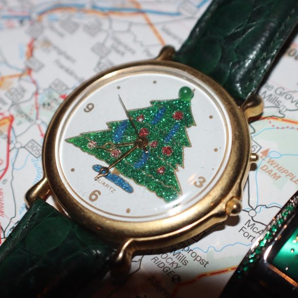 Women's Christmas Watch Collection - Picture 5 of 10